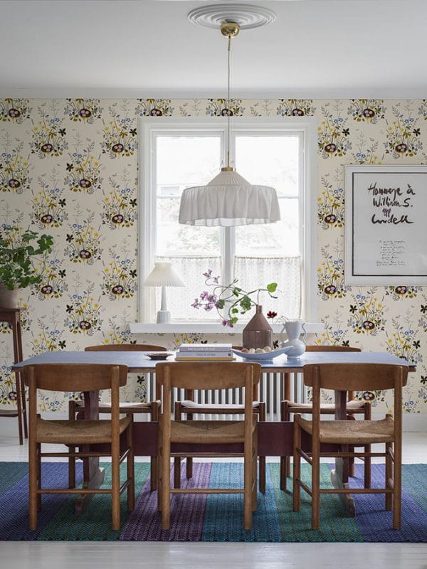 Papel pintado estampado floral multicolor Lisbet Jobs Fågelbo 1961 - Imagen 4