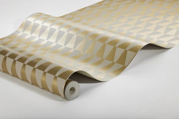 Papel pintado geométrico color beige y dorado brillante Arne Jacobsen Trapez 1992 - Imagen 3