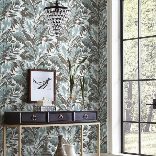 Papel pintado estilo tropical en azul y marrón oscuro sobre fondo blanco Palm Silhouette CY1569 - Imagen 3