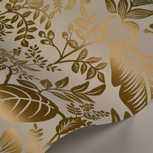 Papel pintado estilo hojas en color dorado metálico sobre fondo blanco Canopy RI5138 - Imagen 4