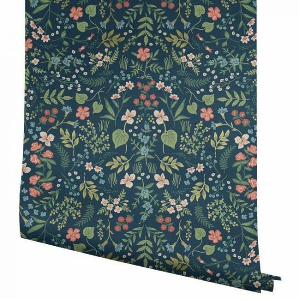 Papel pintado de estilo estampado floral multicolor sobre fondo azul Wildwood RI5154 - Imagen 5