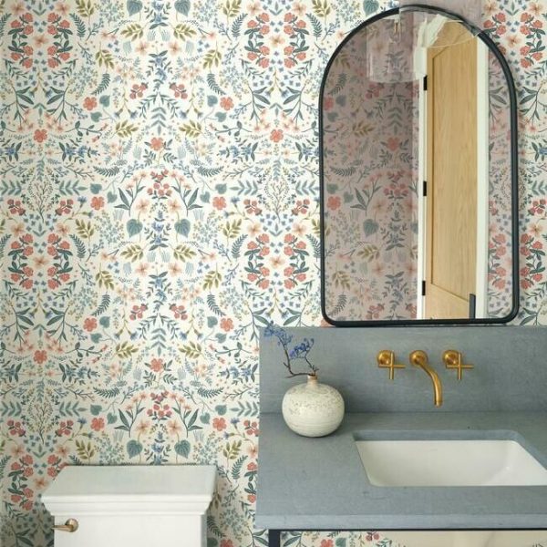 Papel pintado de estilo estampado floral multicolor sobre fondo beige Wildwood RI5157 - Imagen 3