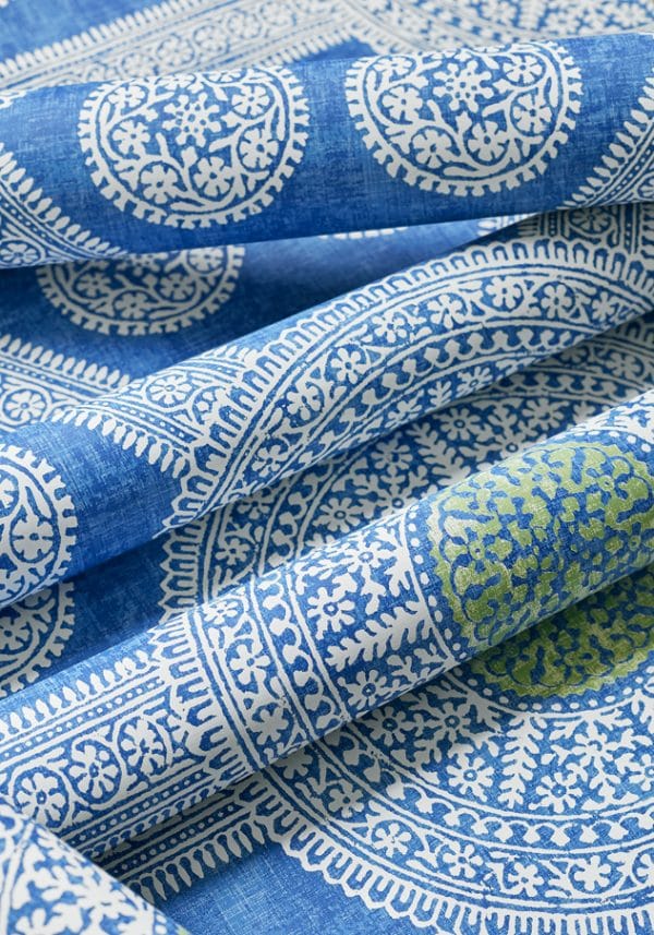 Papel pintado de medallones en color azul Stonington T10636 - Imagen 5