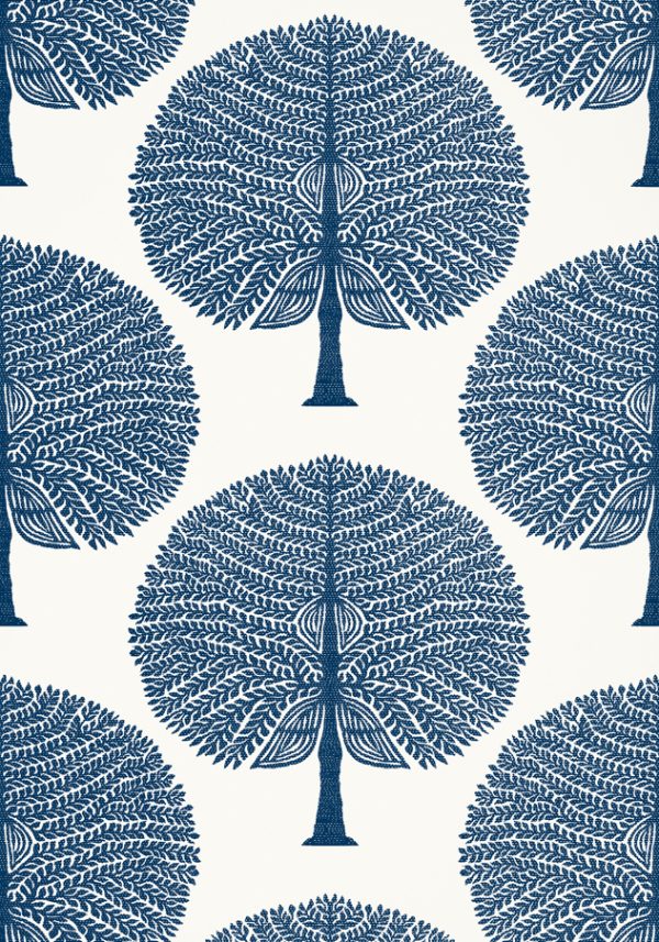 Papel pintado de estilo árboles en color azul marino sobre fondo blanco Mulberry Tree T10603