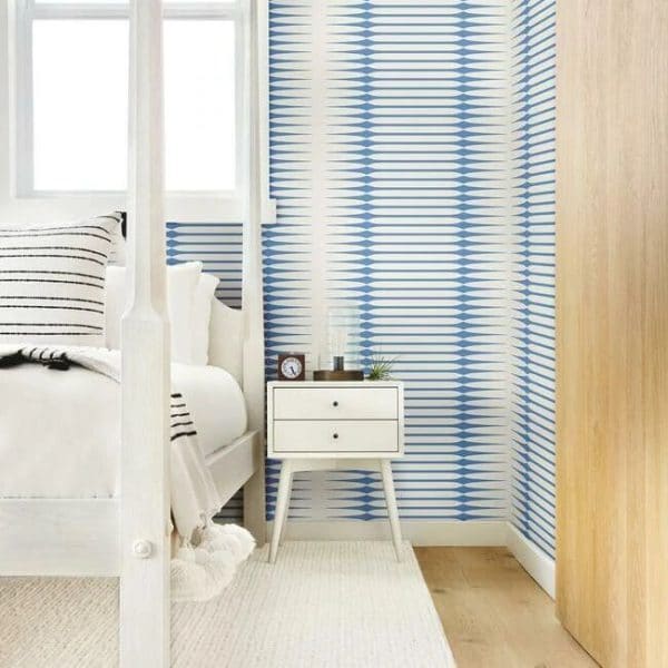 Papel pintado geométrico en color azul Dash & Dart GM7587 - Imagen 3