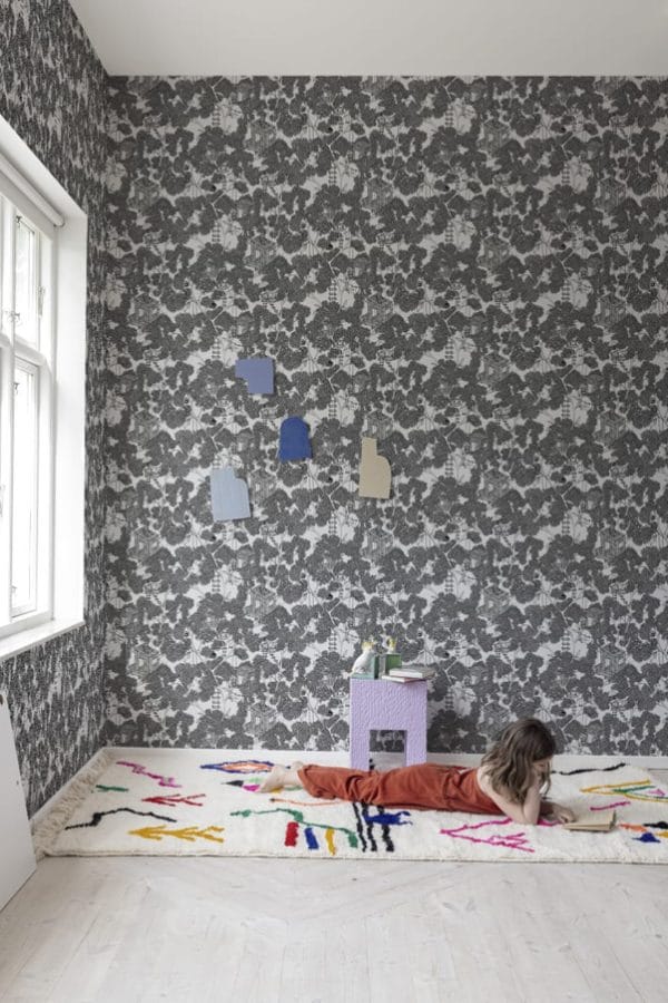 Papel pintado infantil de color negro Treehouse R18011 - Imagen 3