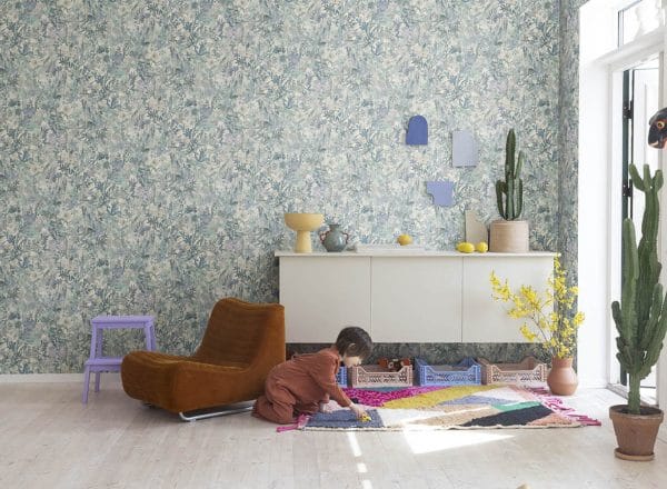 Papel pintado infantil en color azul Poppy Meadow R18123 - Imagen 3