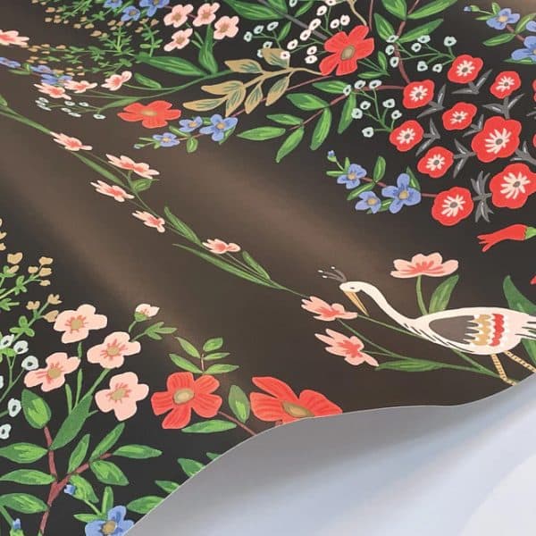 Papel pintado estilo floral color negro Luxembourg RP7329 - Imagen 4