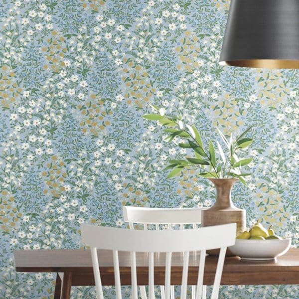Papel pintado estilo floral color azul claro Wildwood Garden RP7379 - Imagen 3