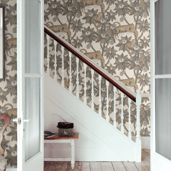 Papel pintado de animales en colores gris y metálico dorado Satara 119/3013 - Imagen 9