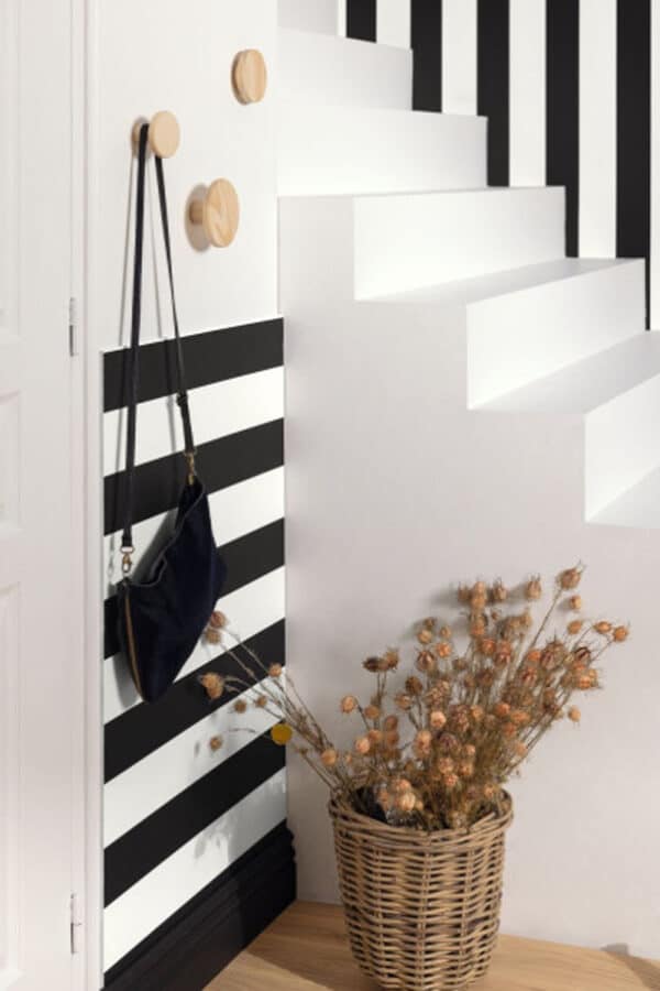 Papel pintado de rayas en color negro Wide Lines 104029329 - Imagen 15