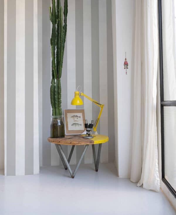 Papel pintado de rayas en color gris Stripe 8 A00741 - Imagen 6