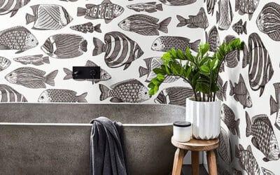 Cómo transformar radicalmente tu baño o cocina con papel pintado