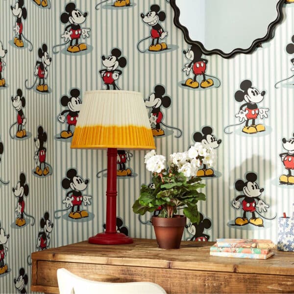 Papel pintado de Mickey Mouse en color beige Mickey Stripe DDIW217273 - Imagen 4