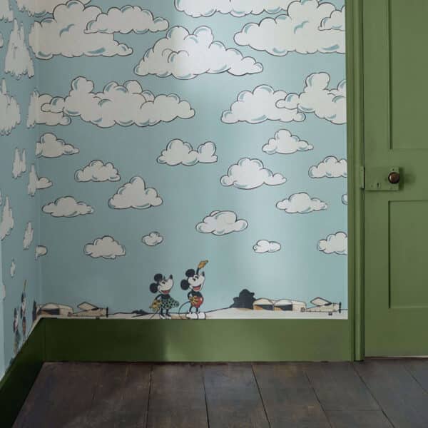Papel pintado de Mickey Mouse y Minnie en color azul Mickey in the Clouds DDIW217292 - Imagen 5