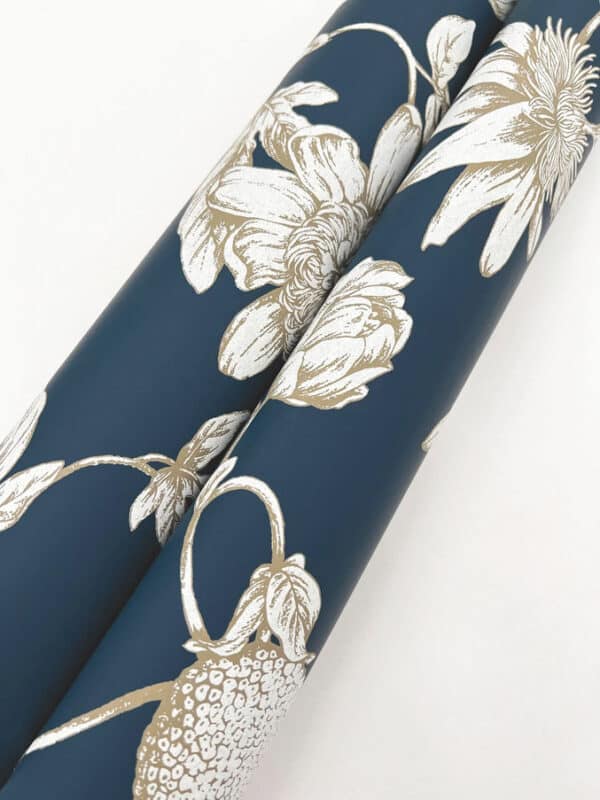 Papel pintado de frutas en color azul Passion Flower Toile RT7856 - Imagen 5