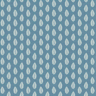 Papel pintado de dibujo pequeño en color azul Feather Parade Indigo A00047