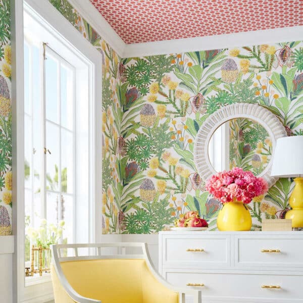Papel pintado de estampado floral en color rojo Protea Coral T13906 - Imagen 14
