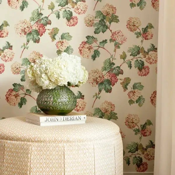 Papel pintado de flores en color amarillo Sussex Hydrangea AT57848 - Imagen 4