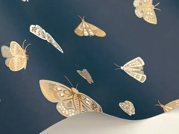 Papel pintado de mariposas en color negro Butterfly House RF7413 - Imagen 14